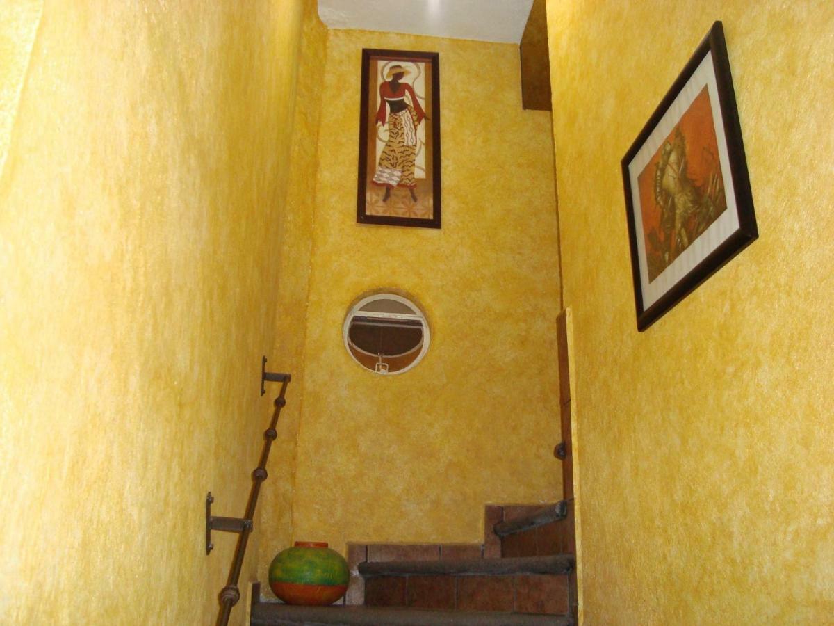 Posada La Natividad テポストラン エクステリア 写真
